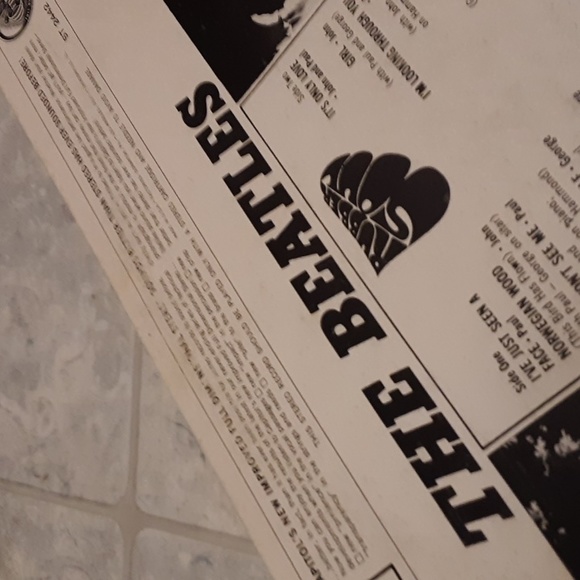 Beatles Rubber Soul vinyl record - Picture 4 of 9